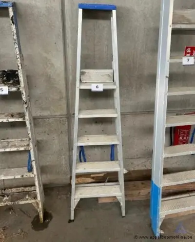 Aluminium trapladder Solide, 5 treden – kavel bij Appelboom