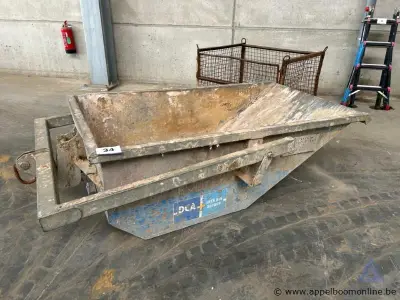 Metalen afvalcontainer met haaksysteem – kavel bij Appelboom