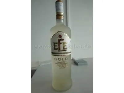 1 fles van (1) liter EFE Raki Gold met 45 % vol. alc – kavel bij Zoll-Auktion, Kiel