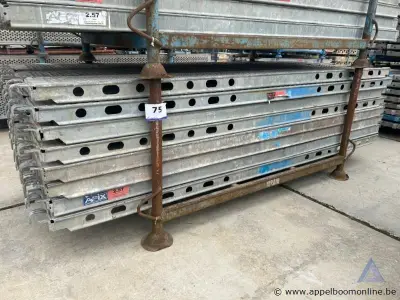 24 steigerplaten van het merk Afix, 2.57m – kavel bij Appelboom