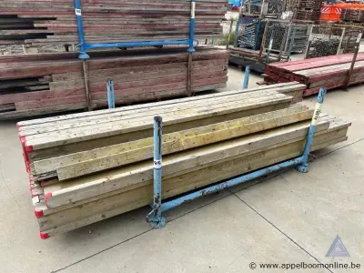18 diverse H-balken – kavel bij Appelboom