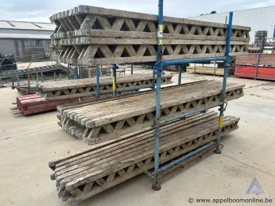 35 diverse H-balken – kavel bij Appelboom