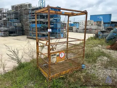Werkplatform SECATO NAT, bouwjaar 2011. Eigen gewicht 180 kg, hefcapaciteit 240 kg – kavel bij Appelboom