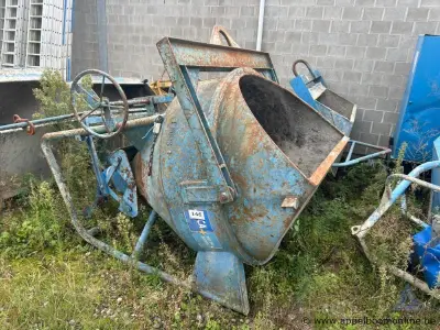 betonkubel – kavel bij Appelboom