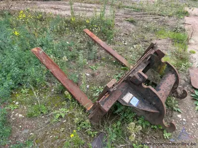 Vorkenbord VERATECH H-25-150, bouwjaar 2002 – kavel bij Appelboom