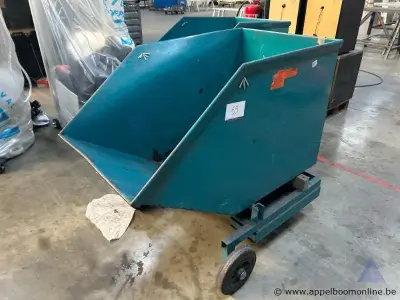 Metalen kiepcontainer – kavel bij Appelboom