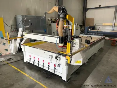 Industriële CNC freesmachine van het merk CYBORG, model R-2040-SV-L, bouwjaar 2017. Voorzien van een vermogen van 11,5 kW en een 3-fasen aansluitin… – kavel bij Appelboom