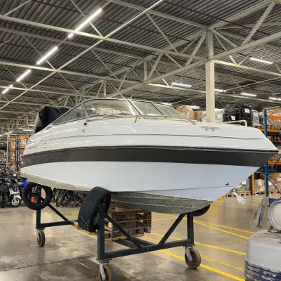 Motorboot, Four Winns, 195 Sundowner – kavel bij Domeinen Roerende Zaken, Hoogeveen