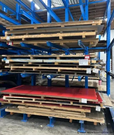 Lot diverse aluminium platen – kavel bij Appelboom