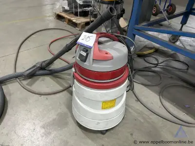 Industriële stofzuiger IPC TOPPER 215 RC SPOT HEPA, bouwjaar 2024, met een vermogen van 1 kW en HEPA H14 filter. Inclusief slang en mondstuk – kavel bij Appelboom