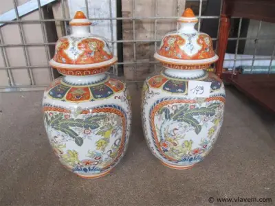 chinese vazen – kavel bij Vlavem