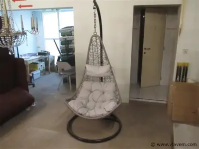 hangzetel – kavel bij Vlavem