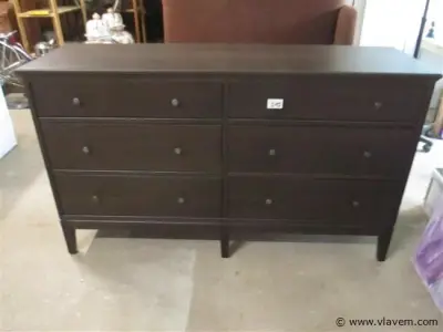 dressoir – kavel bij Vlavem