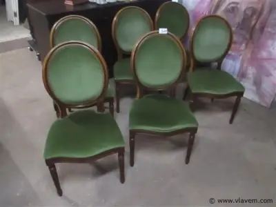stoelen – kavel bij Vlavem