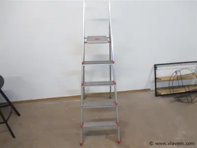trapladder – kavel bij Vlavem