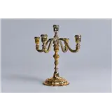 Vergulde zilveren 4 armige kandelaar met opgezet stuk (gevuld)New Rococo stijl h 28 cm – kavel bij Zuydwal Veilingen
