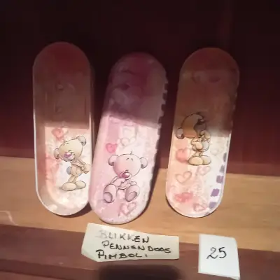 Blikkendoosje lot 25 – kavel bij Goeiendeal, Lommel