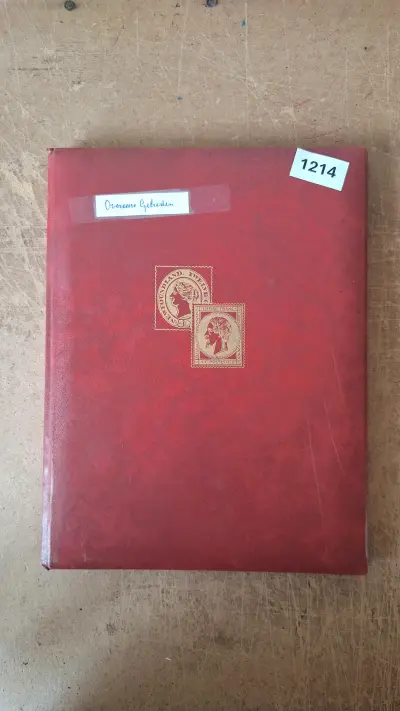 Postzegelalbum met postzegels met label "Overzeese Gebieden" – kavel bij Goeiendeal