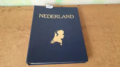 Postzegelalbum met postzegels – kavel bij Goeiendeal