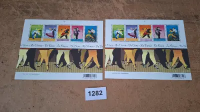 Postzegelvellen De Dans (2 stuks) – kavel bij Goeiendeal