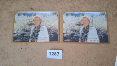 Postzegelvellen Koningin Paola (2 stuks) – kavel bij Goeiendeal
