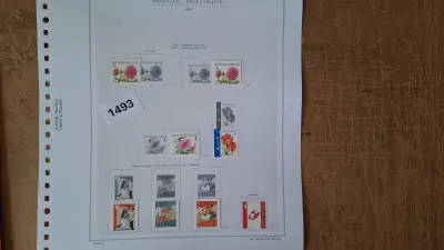 Postzegelvellen Bloemen met dahlia's en diverse strip-en kunstzegels – kavel bij Goeiendeal