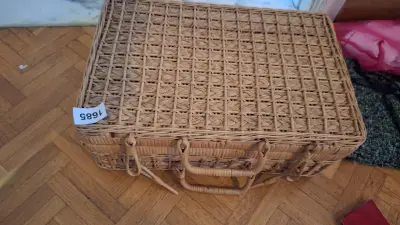 Picknickkoffer – kavel bij Goeiendeal, Houthalen-Helchteren