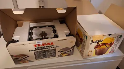 Keukenapparatuur bestaande uit een Tefal Pierrade-Raclette en een Ardes Il Paiolo roertopf in originele dozen – kavel bij Goeiendeal, Houthalen-Helchteren