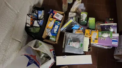 Grote verzameling van diverse gloeilampen, spaarlampen en ledlampen van merken zoals Philips en Osram – kavel bij Goeiendeal, Houthalen-Helchteren
