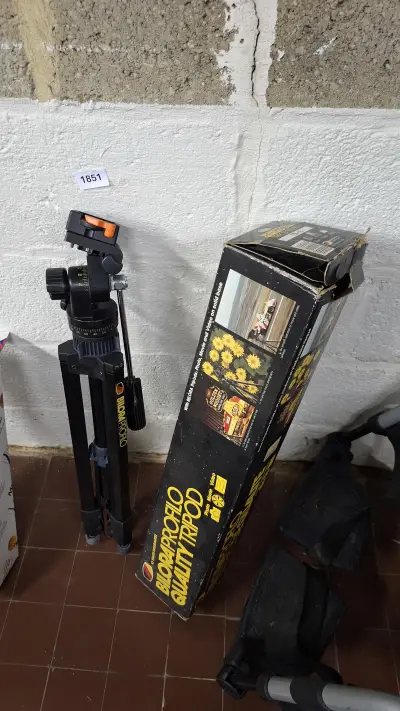 Bilora Profilo camerastatief / tripod inclusief de bijbehorende originele kartonnen doos – kavel bij Goeiendeal, Houthalen-Helchteren