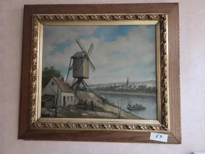 Schilderij, rivierlandschap met een grote windmolen, huisje, figuren en een bootje in goudkleurige kader lot 67 – kavel bij Goeiendeal, Jette