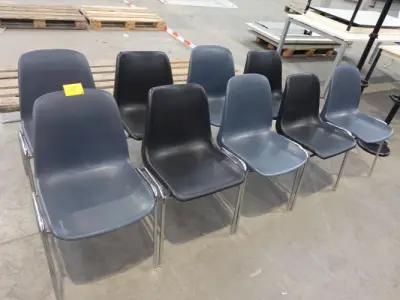 9x Kunstof stoel – kavel bij Openbare Verkopen, Jabbeke