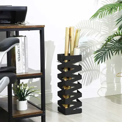8 x Metalen Vierkante Paraplubak met Haken en Dienblad, 15,5x15,5x49cm, Zwart – kavel bij Openbare Verkopen, Beveren-Leie