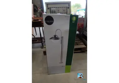 Decoratieve buitenlampen – kavel bij Clicpublic, Marche