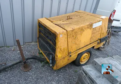 Verplaatsbare compressor – kavel bij Clicpublic, Marche