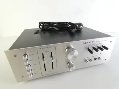 H.H. Scott A 417 Vintage Stereo versterker – kavel bij De Kringwinkel, Heverlee