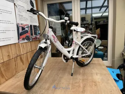 Kinderfiets NORTA – kavel bij VH Auctions