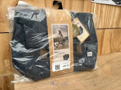 Dubbele fietstas BASIL – kavel bij VH Auctions