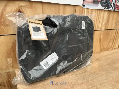 Dubbele fietstas BASIL – kavel bij VH Auctions