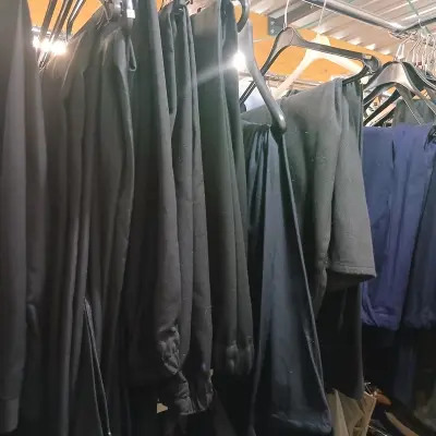 Ca. 25x Ouderwetse boeren broeken – kavel bij Onlineveilingmeester, Drachten