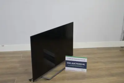 Hisense flatscreen televisie – kavel bij GSD Auctions, Zoeterwoude