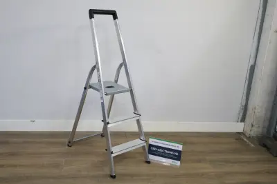 Aluminium klapladder met 3 treden – kavel bij GSD Auctions, Zoeterwoude