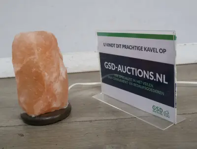 Himalayazout lamp op houten voet – kavel bij GSD Auctions, Zoeterwoude