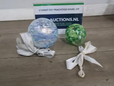 Set van 2 glazen kerstballen – kavel bij GSD Auctions, Zoeterwoude