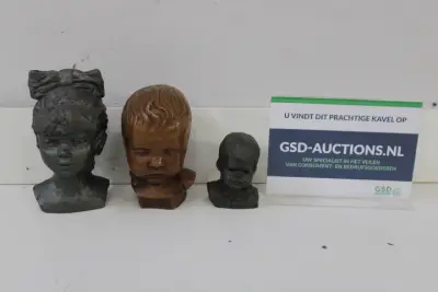 Set van drie buste beelden van kinderen – kavel bij GSD Auctions, Zoeterwoude