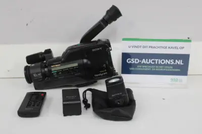 Sony Video8 Handycam camcorder met accessoires – kavel bij GSD Auctions, Zoeterwoude