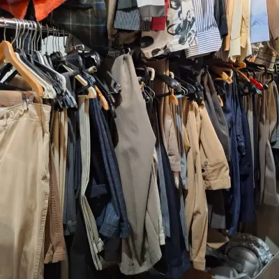 Ca. 84x Pantalons – kavel bij Onlineveilingmeester, Drachten