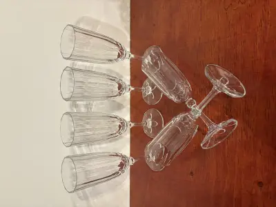 Set van 6 vintage champagneglazen Luminarc – kavel bij GSD Auctions, Zoeterwoude