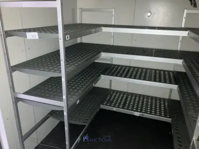 Aluminium opbergrek – kavel bij VH Auctions