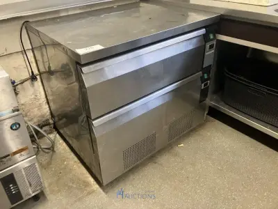 Gekoelde werkbank TEFCOLD – kavel bij VH Auctions